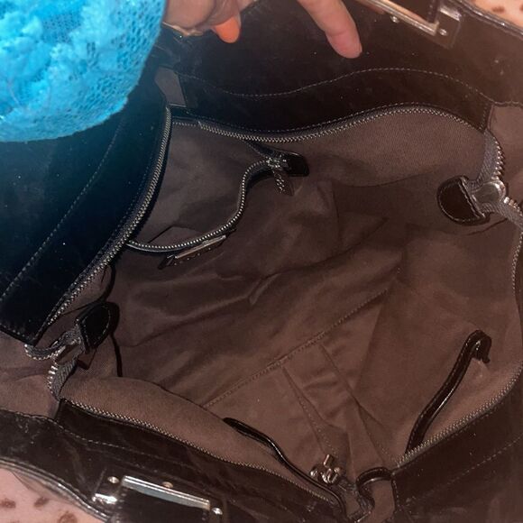 Kooba Y2K Early 2000's Vintage Rio Black Patent Leather Shoulder Bag - Picture 5 of 14